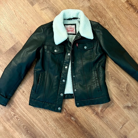 Levi’s leather jacket - Picture 4 of 7